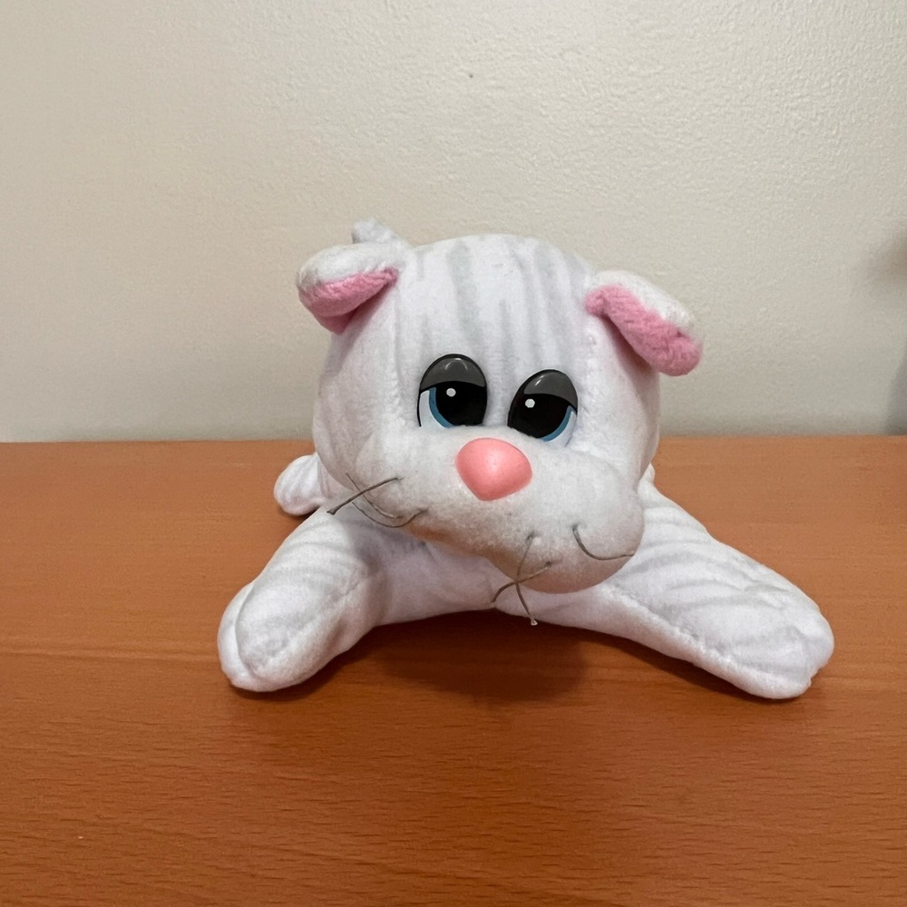 Tonka Pound Puppy White Cat Plush